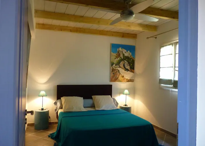 Promesse De Reussies Villa Calcatoggio (Corsica)